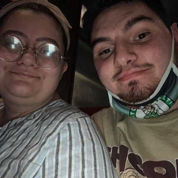 Meet your Posher, Andrew - Picture 1 of 1